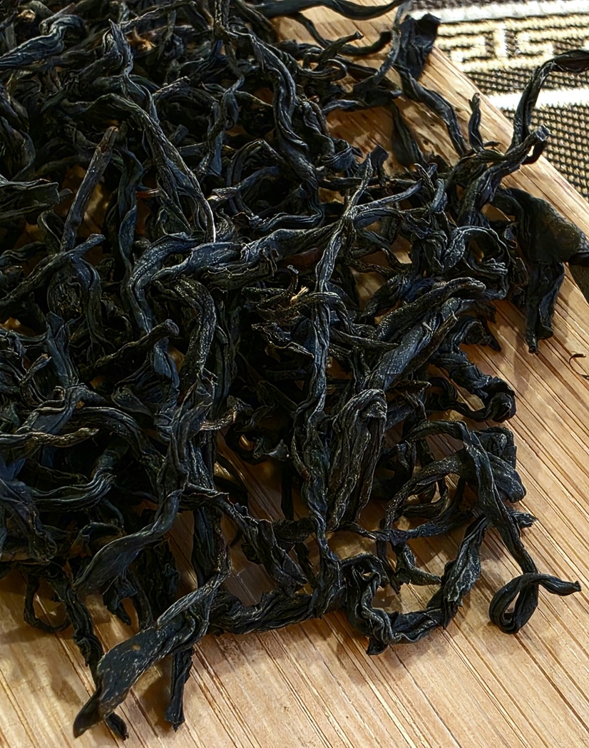 Zhengshan Xiaozhong (Lapsang Soushong) Black Tea - Image 2