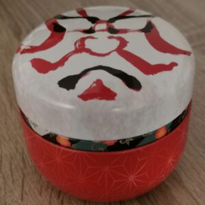 Suzuko Kumadori tea caddy