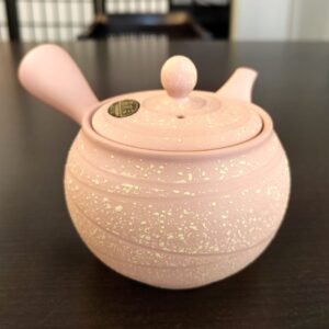 Japanese Sendan Pink teapot (400 ml)